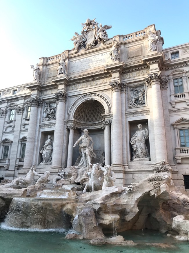 Place Fontana di Trevi