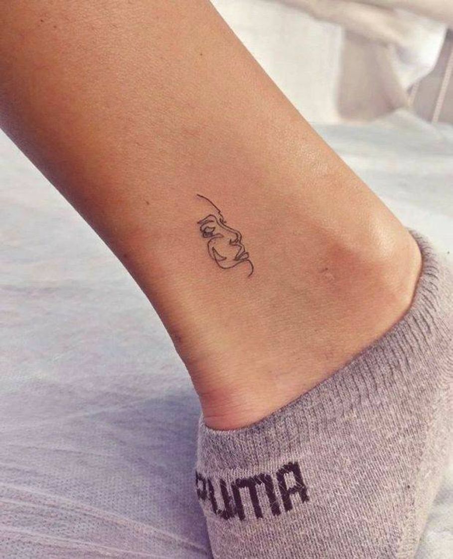 Social Tatuagem minimalista 