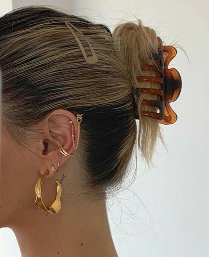 Gold earings 