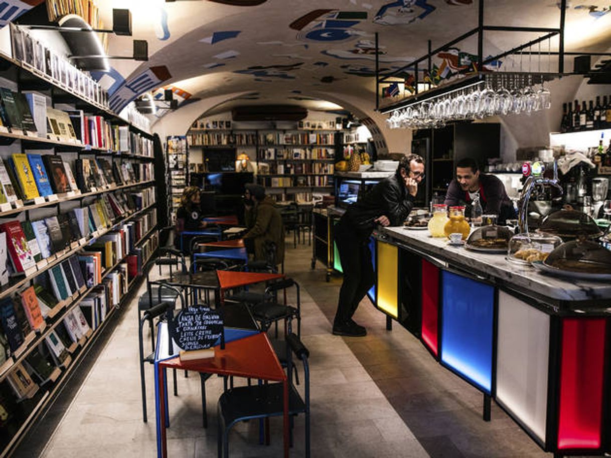 Restaurants Livraria-Bar Menina e Moça