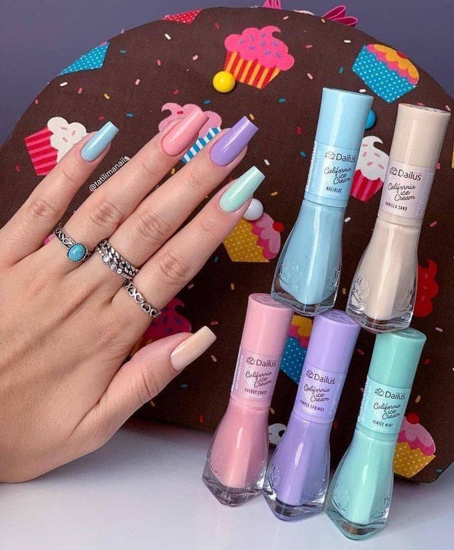 Fashion Unhas em tons pastéis que amamos