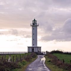 Places Faro del Estacio