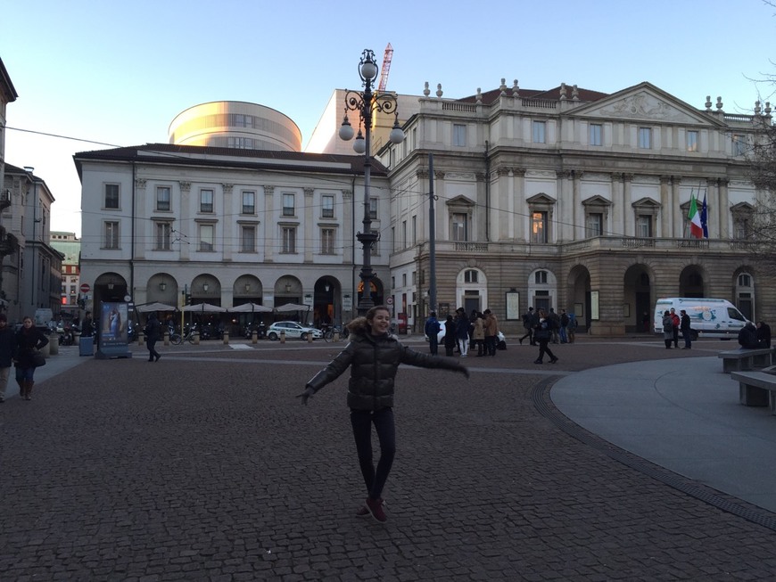 Places Piazza della Scala