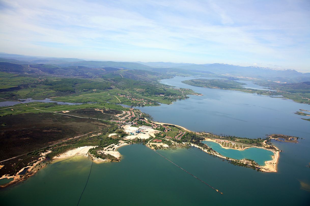 Place Embalse del Ebro