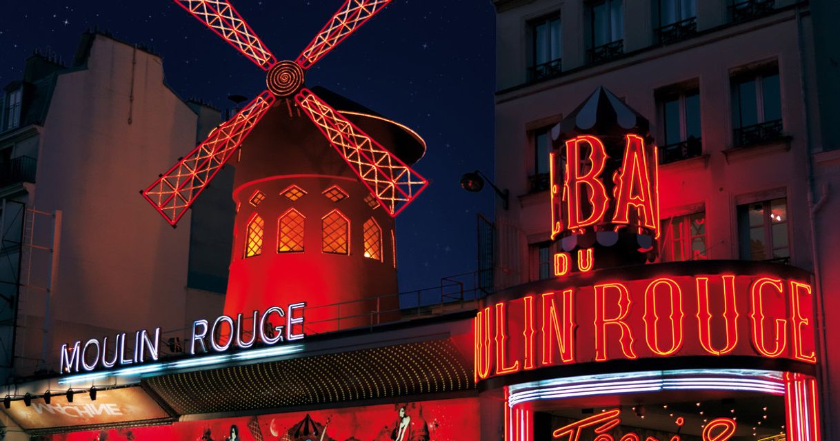 Place Moulin Rouge