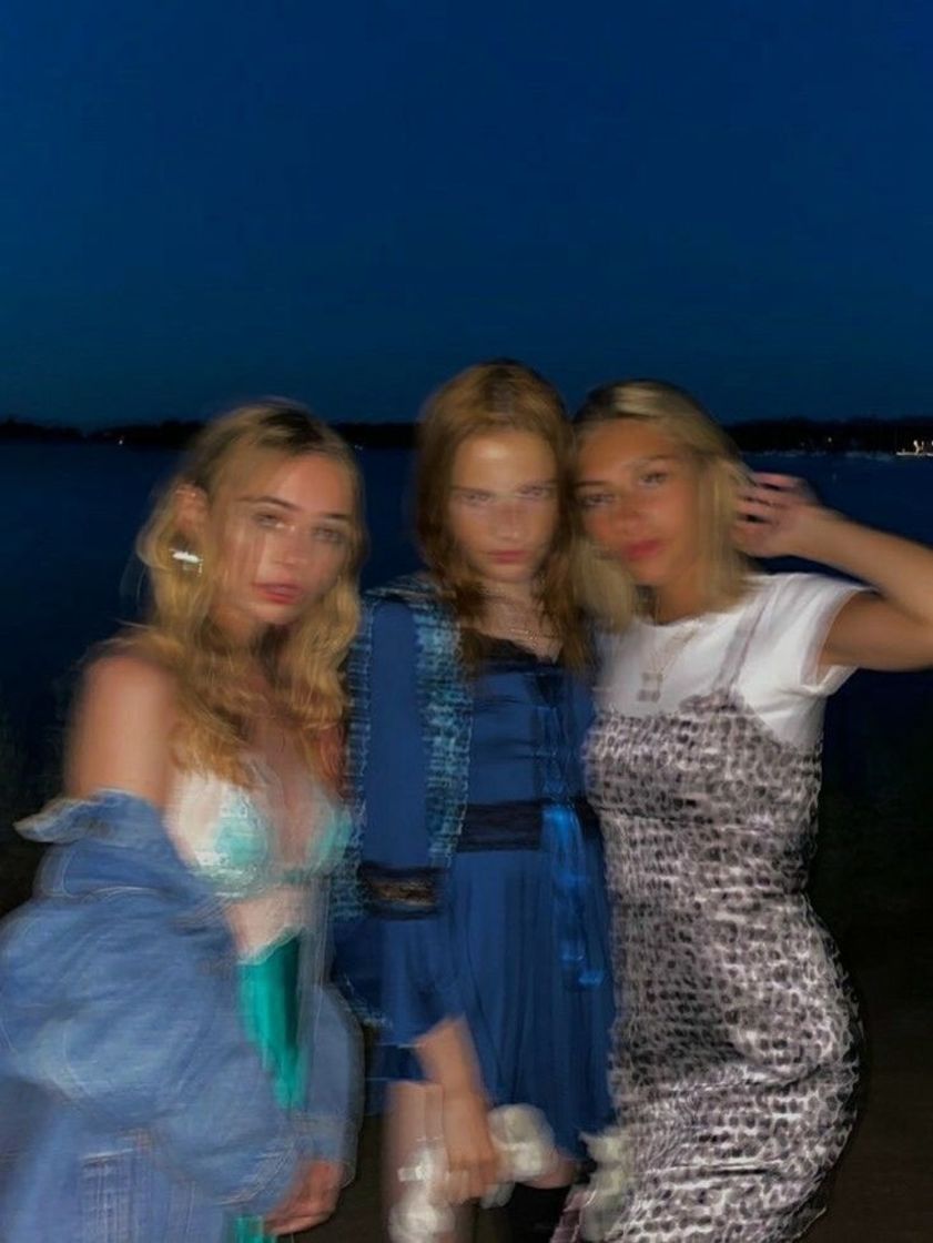 Social 𝑰𝒅𝒆𝒂 𝒑𝒉𝒐𝒕𝒐