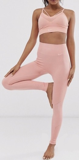 Conjunto Nike yoga sin costuras rosa