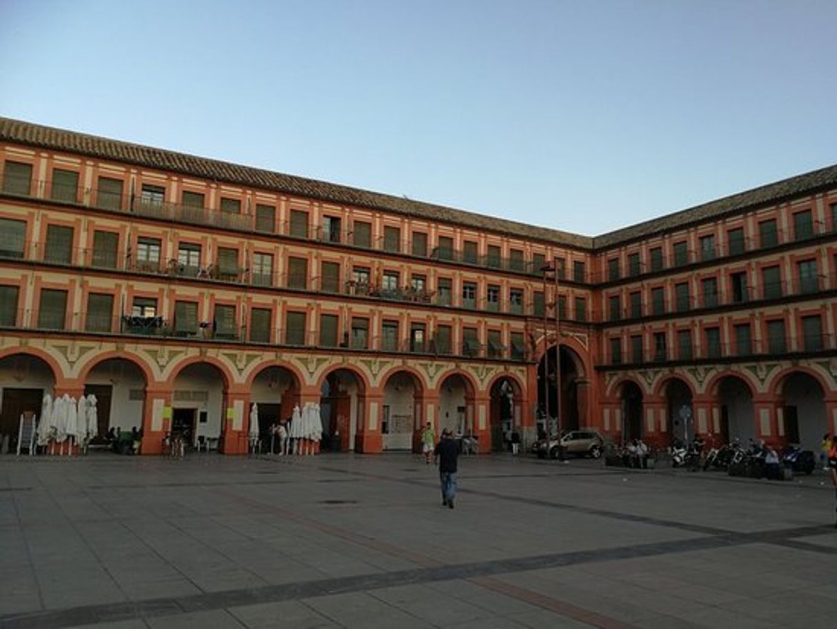 Lugar La Plaza de la Corredera