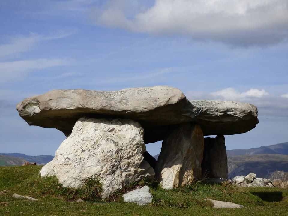 Place Dolmen de Merillés