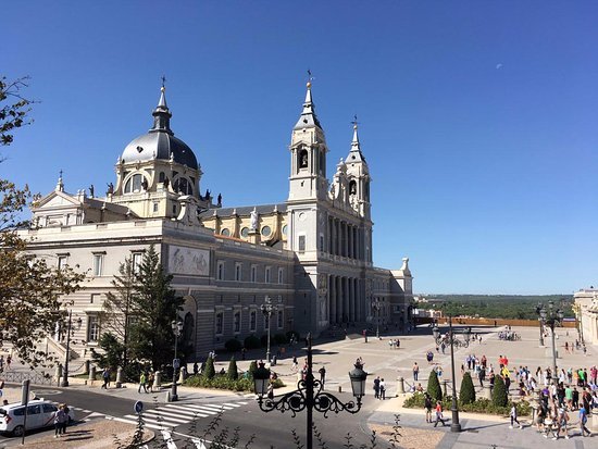 Place Almudena Cathedral