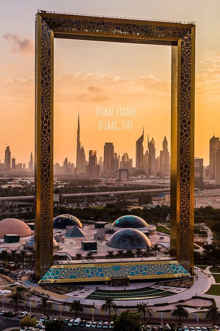 Place Dubai Frame