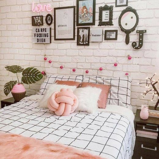 Eu quero esse quarto AAAAAAAA❤❤❤
