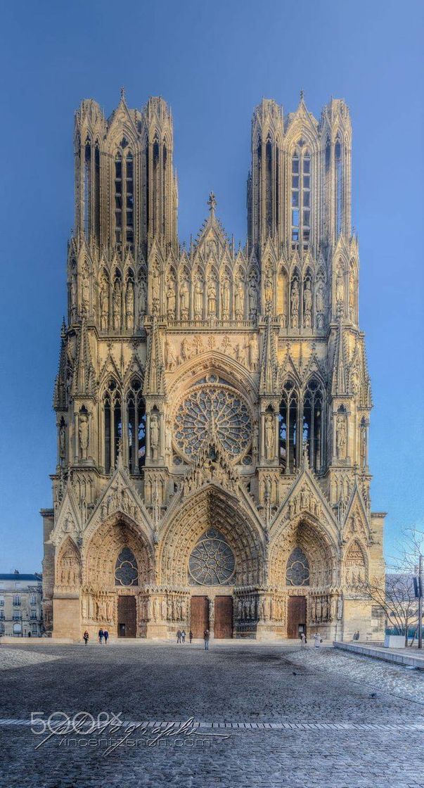 Place Notre Dame