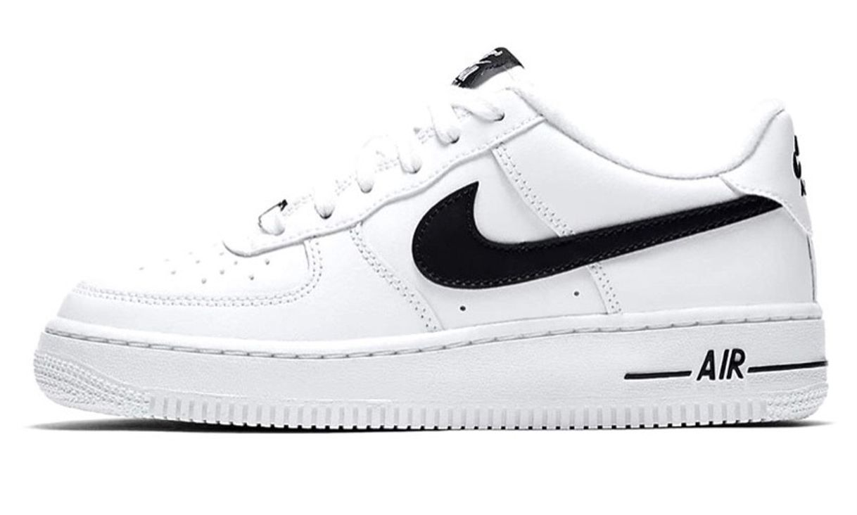 Social Nike Air Force 1