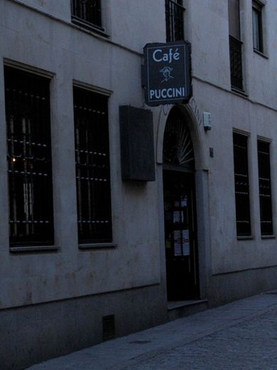 Cafe Puccini