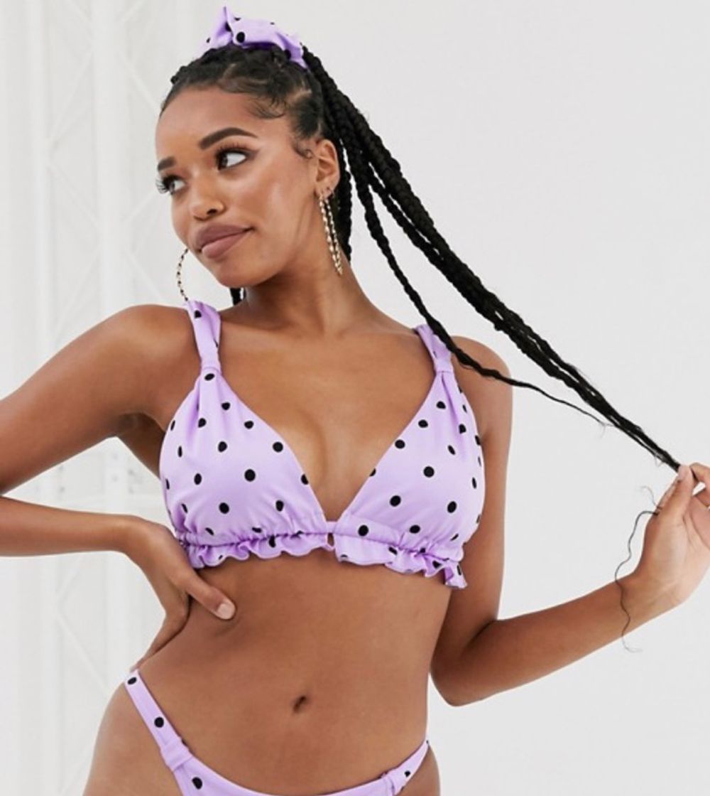 Producto Top de bikini de triángulos con volante y estampado de lunar