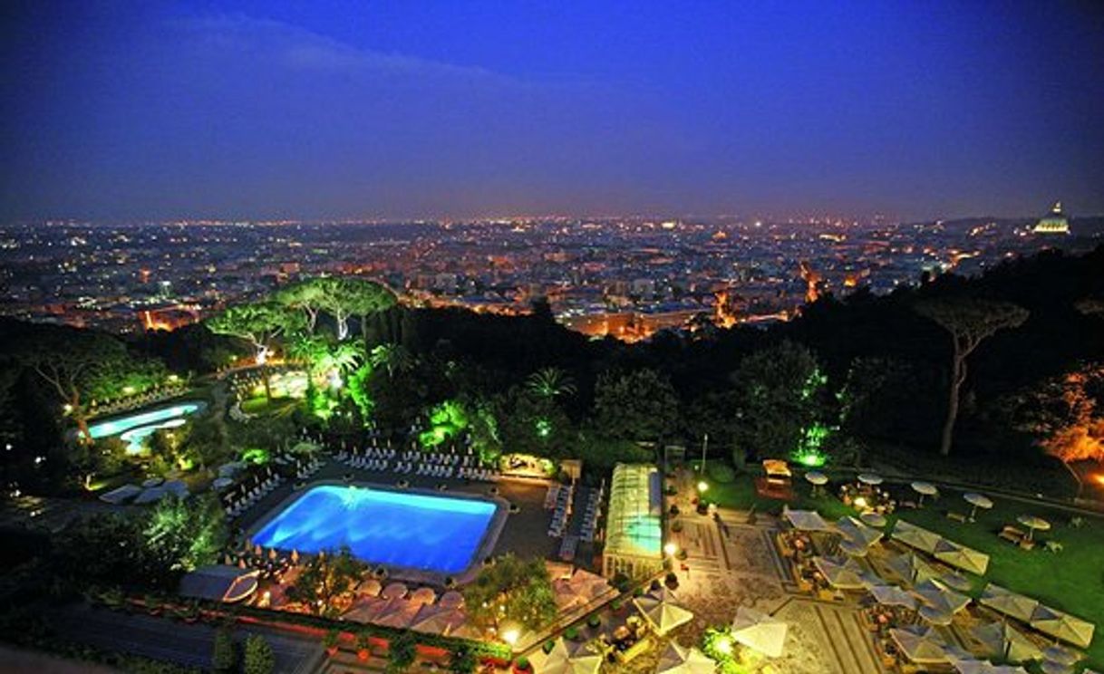 Lugar Rome Cavalieri, A Waldorf Astoria Resort