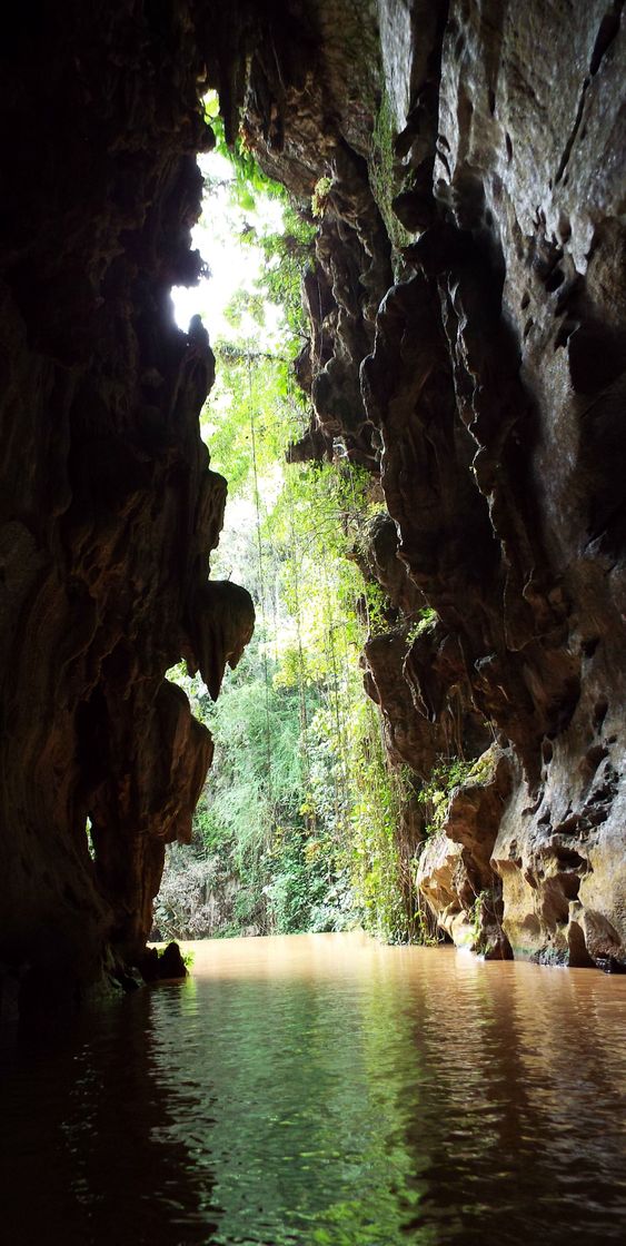 Lugar Cueva del Indio