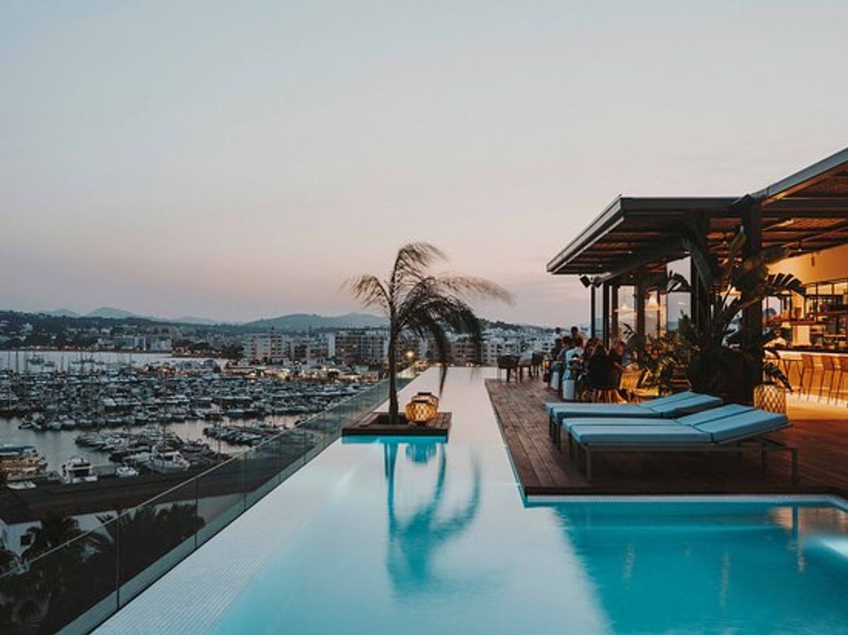 Lugar Aguas de Ibiza Grand Luxe Hotel