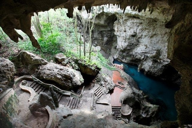 Place Parque Nacional Los Tres Ojos