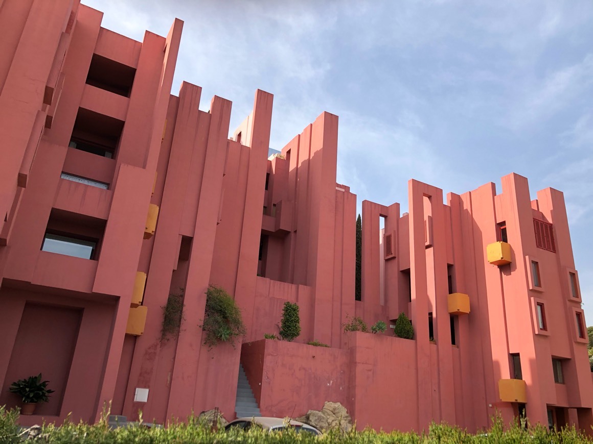 Place Muralla Roja