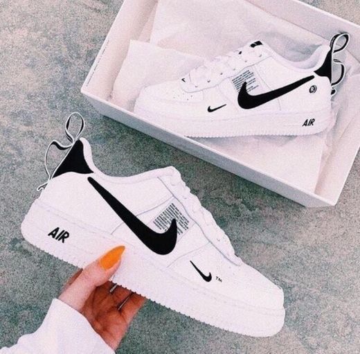 Social nike 