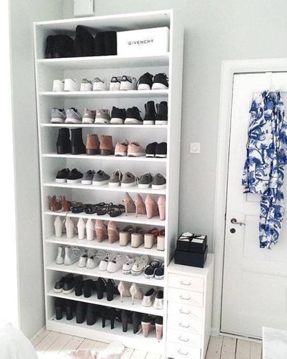 closet sapatos