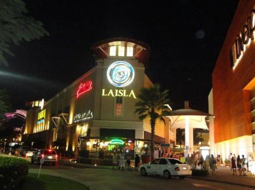 La Isla Shopping Village