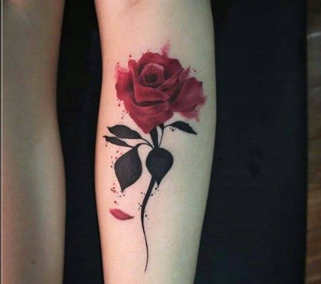 Moda Tattoo de flor🌹🩸