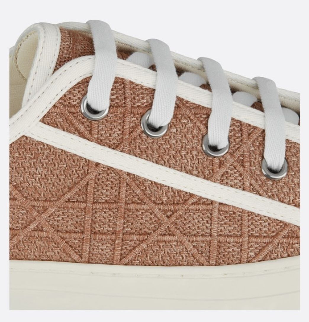 Social Sneaker Walk'n'Dior Denim de color nude con bordado Cannage ...