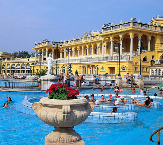 Lugar Széchenyi Thermal Bath