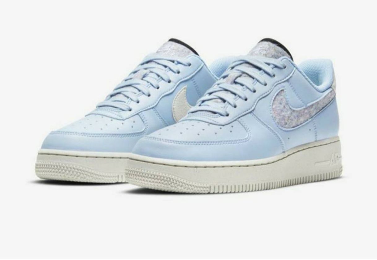 Moda Air Force 1 “Light Armory Blue Woll” Modelo Feminino