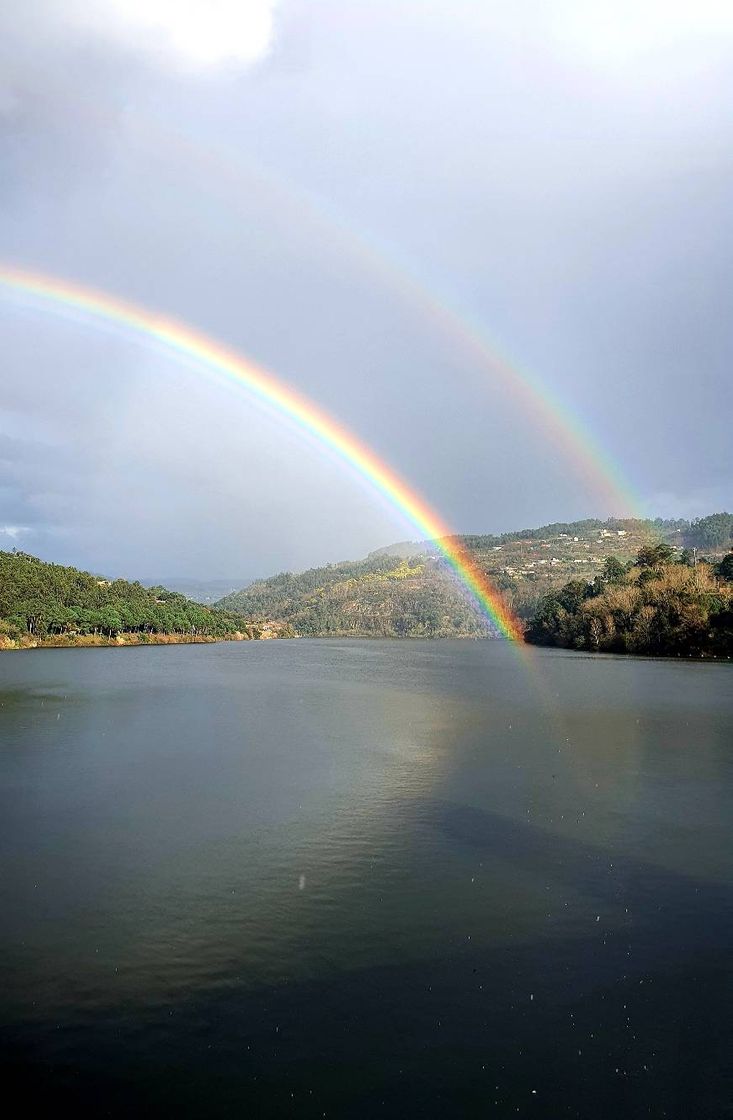 Places Barragem do Carrapatelo 