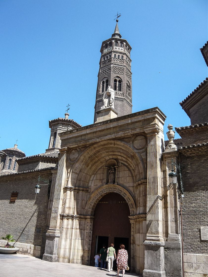 Place Iglesia Parroquial de San Pablo