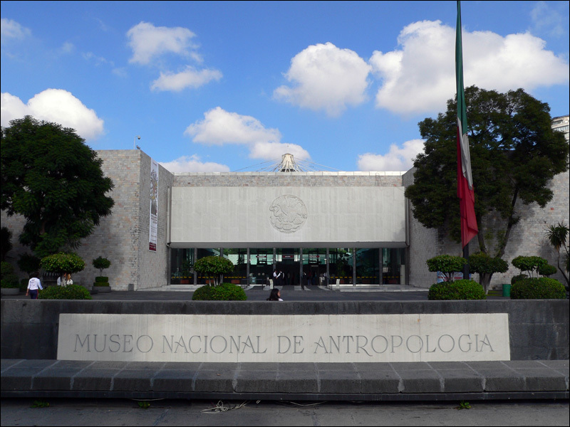 Fashion MUSEO NACIONAL DE ANTROPOLOGÍA DE MÉXICO