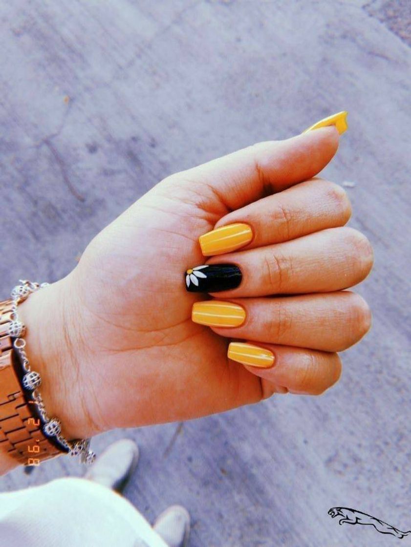 Moda Unhas laranjas