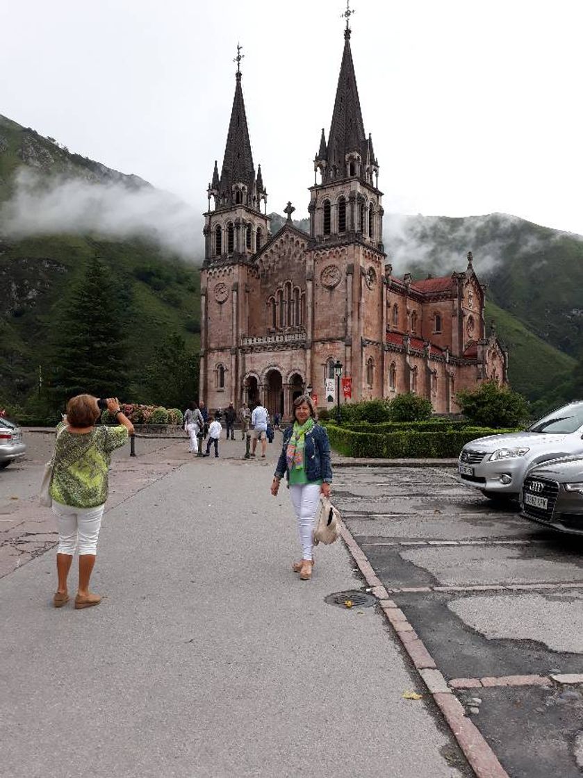 Lugar Basílica de Covadonga