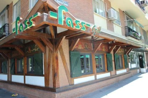 Fass (restaurante y tienda gourmet)