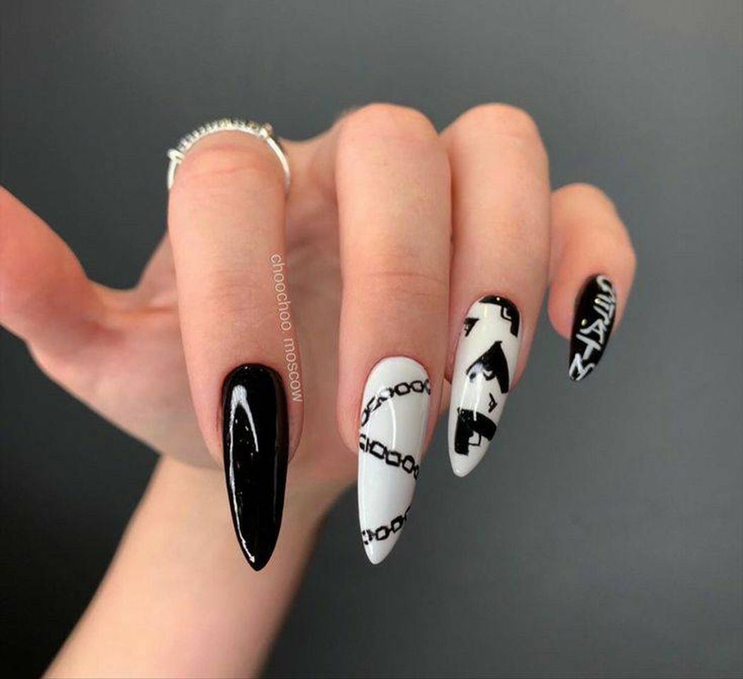 Fashion Unhas preto e branco