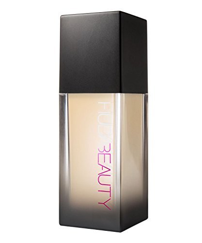 Social Base de maquillaje «Faux Filter» de Huda Beauty