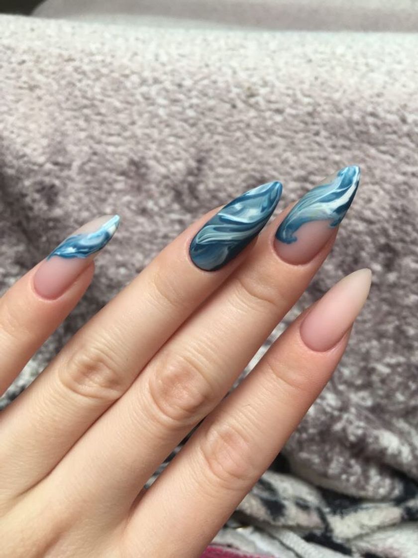 Social Ocean nails