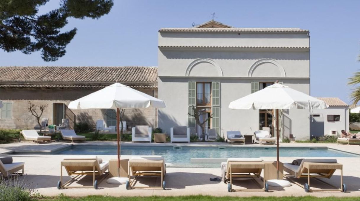 Place Fontsanta Hotel