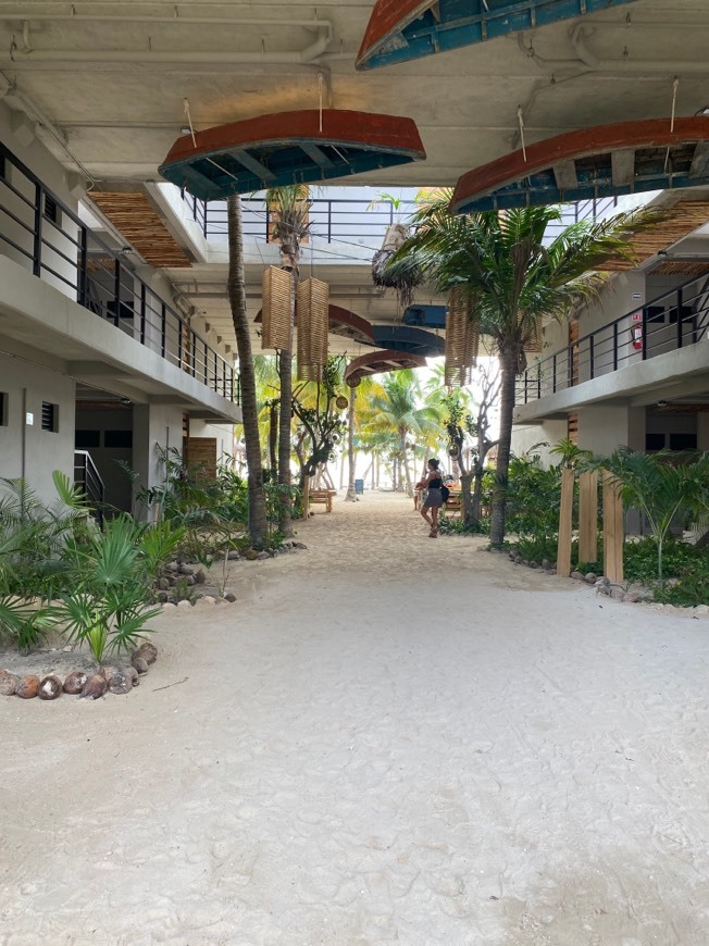 Lugar Nomads Hotel, Hostel & Beach Club Isla Mujeres