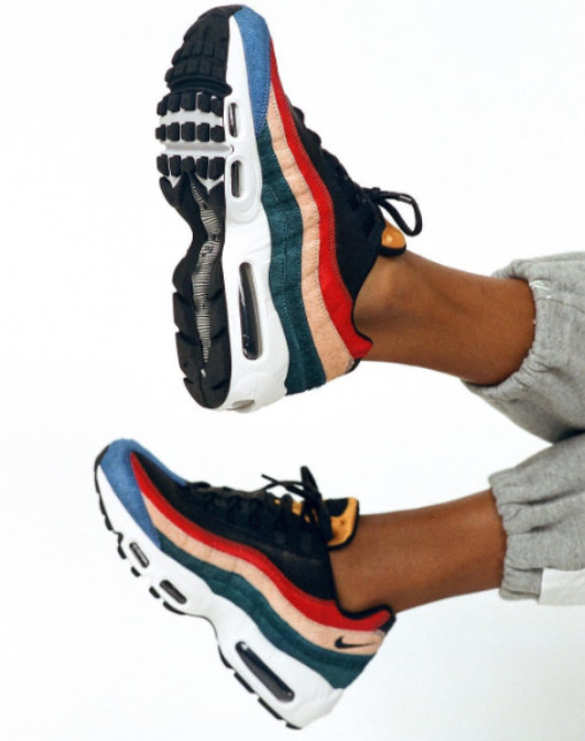 Productos WOMANS AIR MAX 95 MULTICOLOR