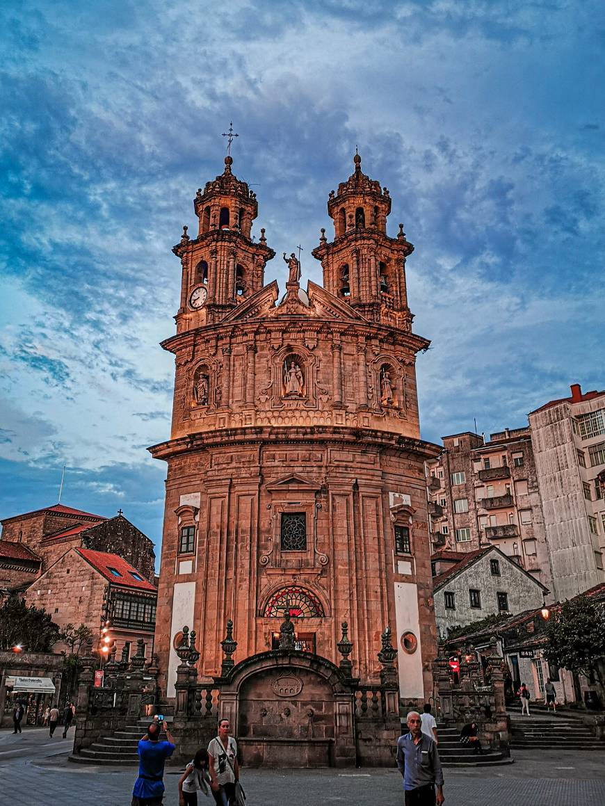 Place Iglesia de la Virgen Peregrina