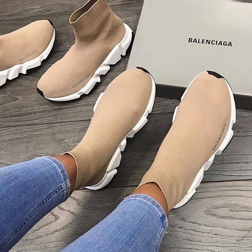 Balenciaga zapatillas beige