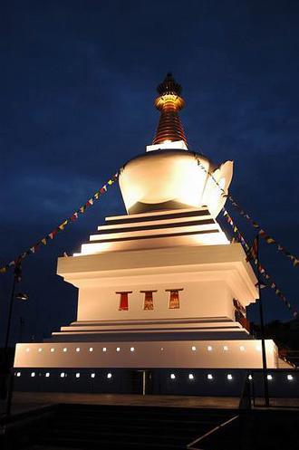 Place Stupa of Enlightenment Benalmádena