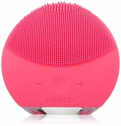 LUNA mini 2 de FOREO es el limpiador facial con modo anti-edad.