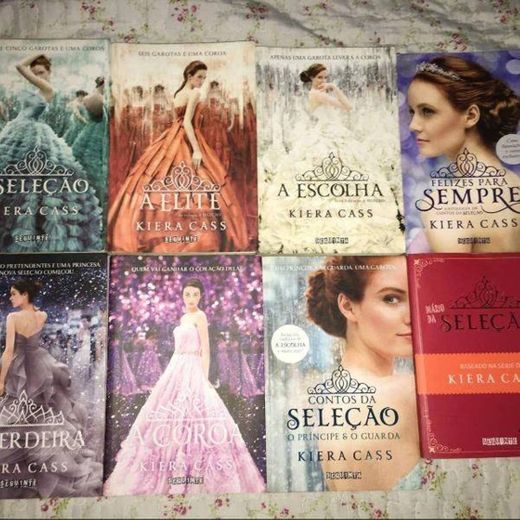 Série de livros a seleção, da autora kiera Cass.