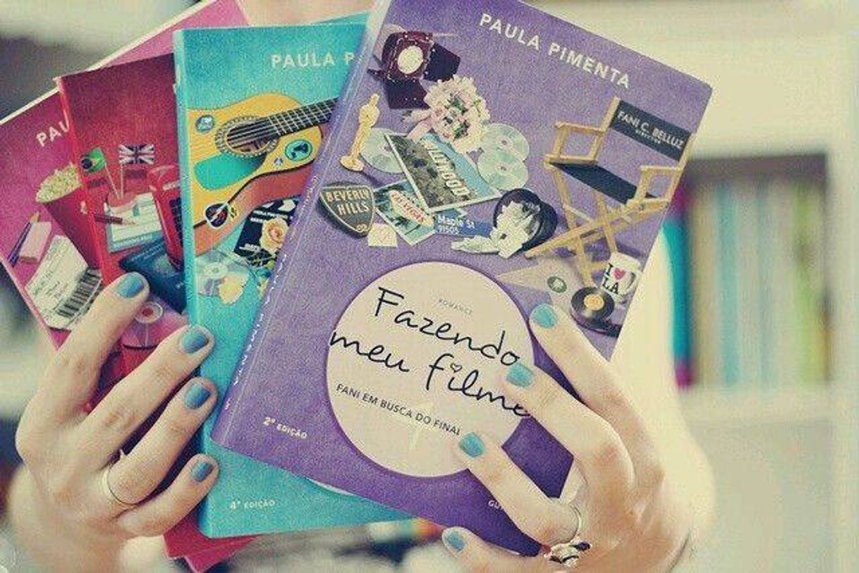 Libro Fazendo meu filme ( Paula pimenta)🎟️🎬💞